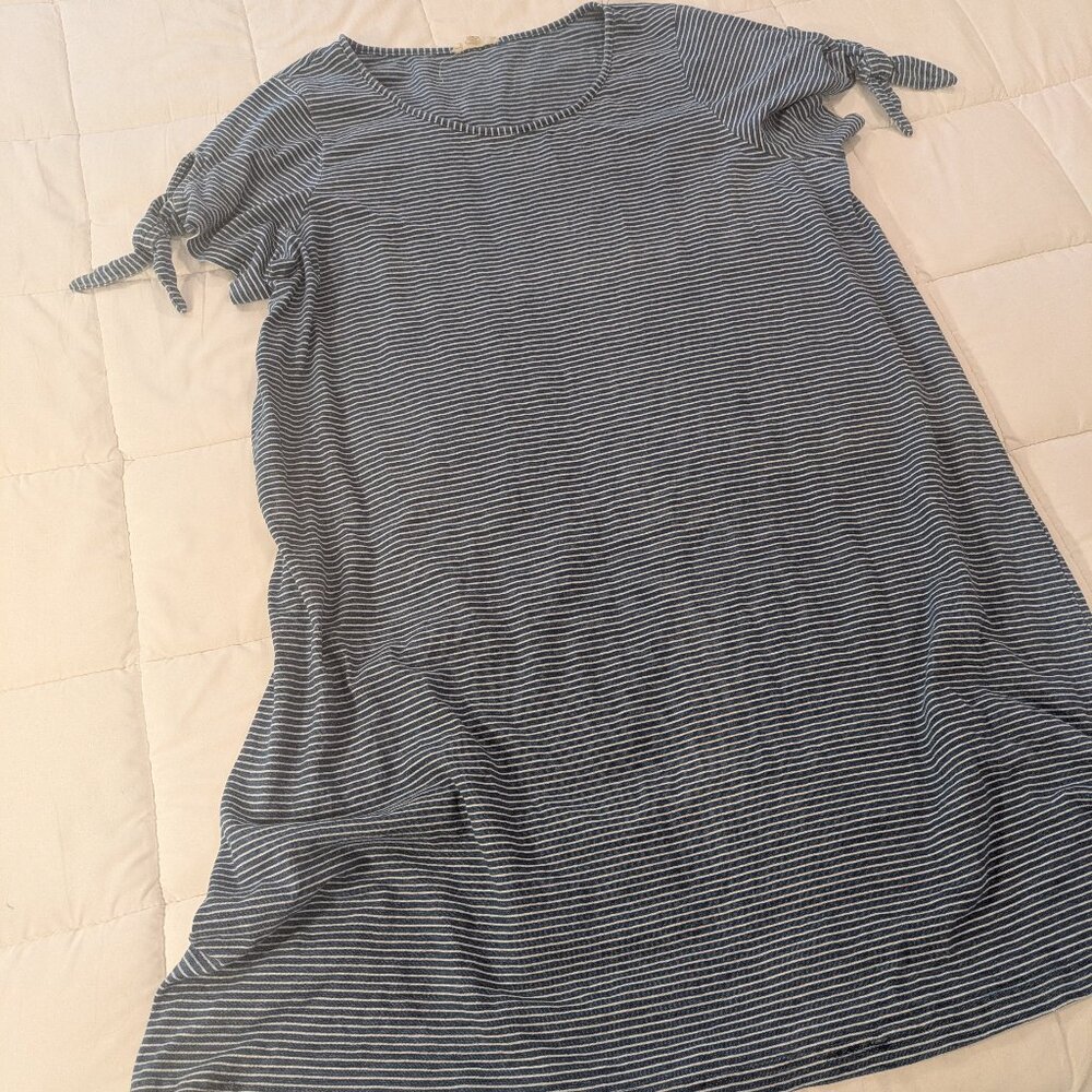 Blue and white striped coastal casual shirt dress midi with tie sleeves size 1x